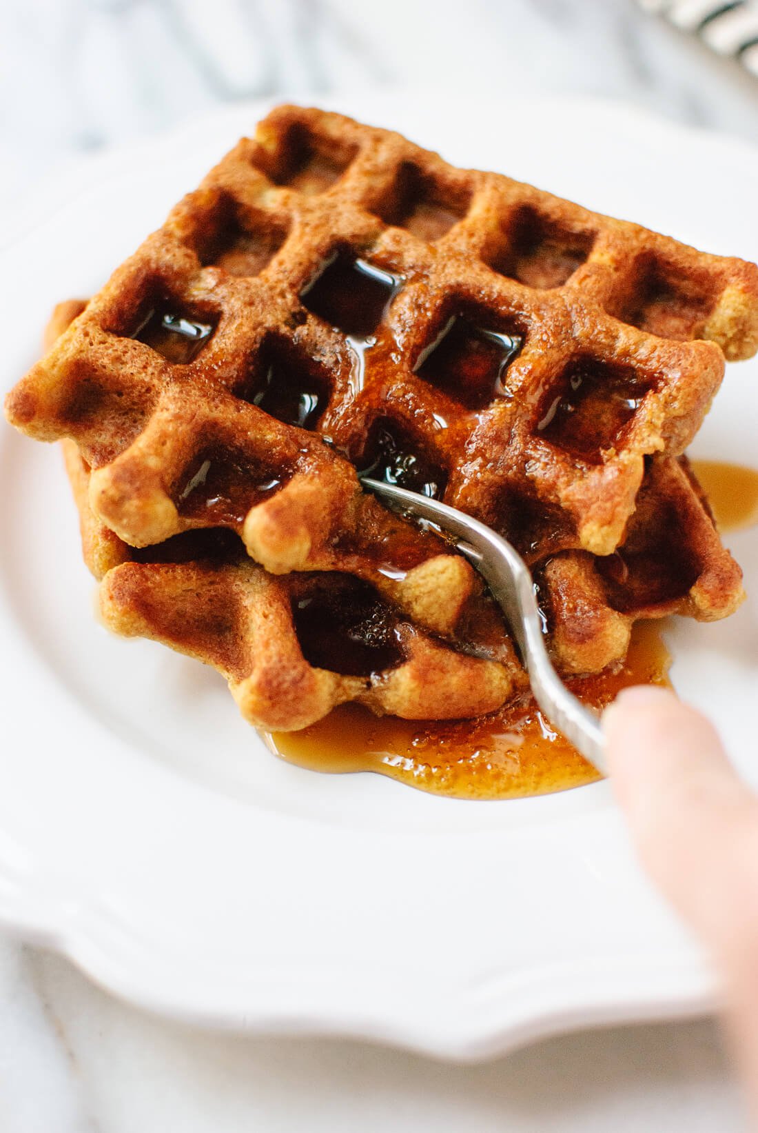 Best Gluten-Free Pumpkin Spice Waffles: Flour & Dairy-Free Swaps